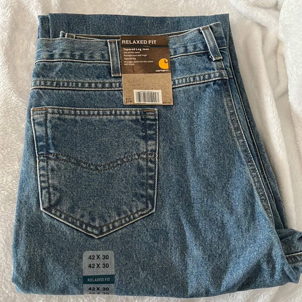 NWT Carhartt relaxed fit jeans